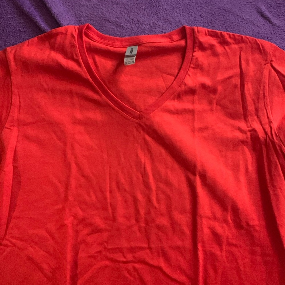 Women’s Gildan Heavy Cotton V-neck Tee